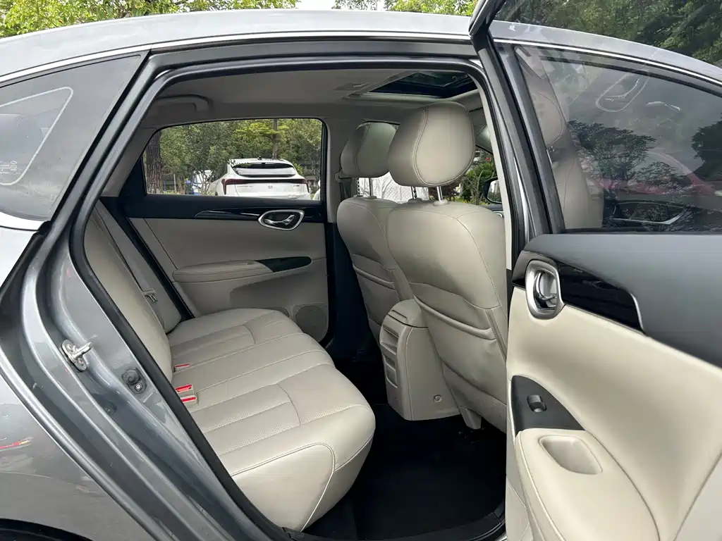 Nissan Sylphy 2019 — фото 19