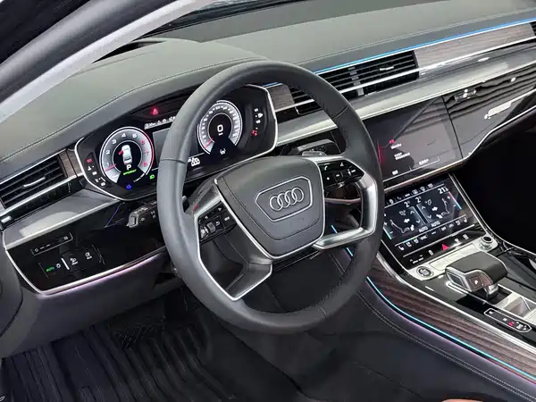 Audi A8 2024
