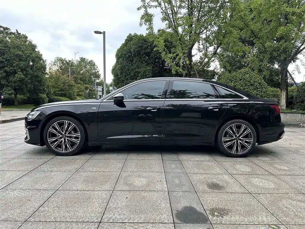 Audi A6L 2023 — фото 10