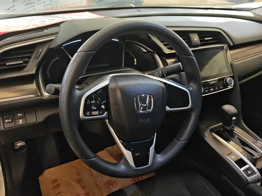 Honda Civic 2021 — фото 15
