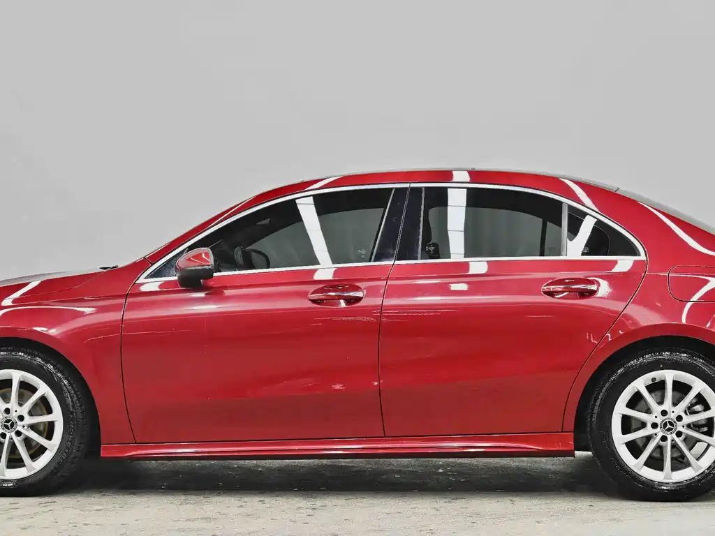 Mercedes-Benz A-Class 2022 — фото 28