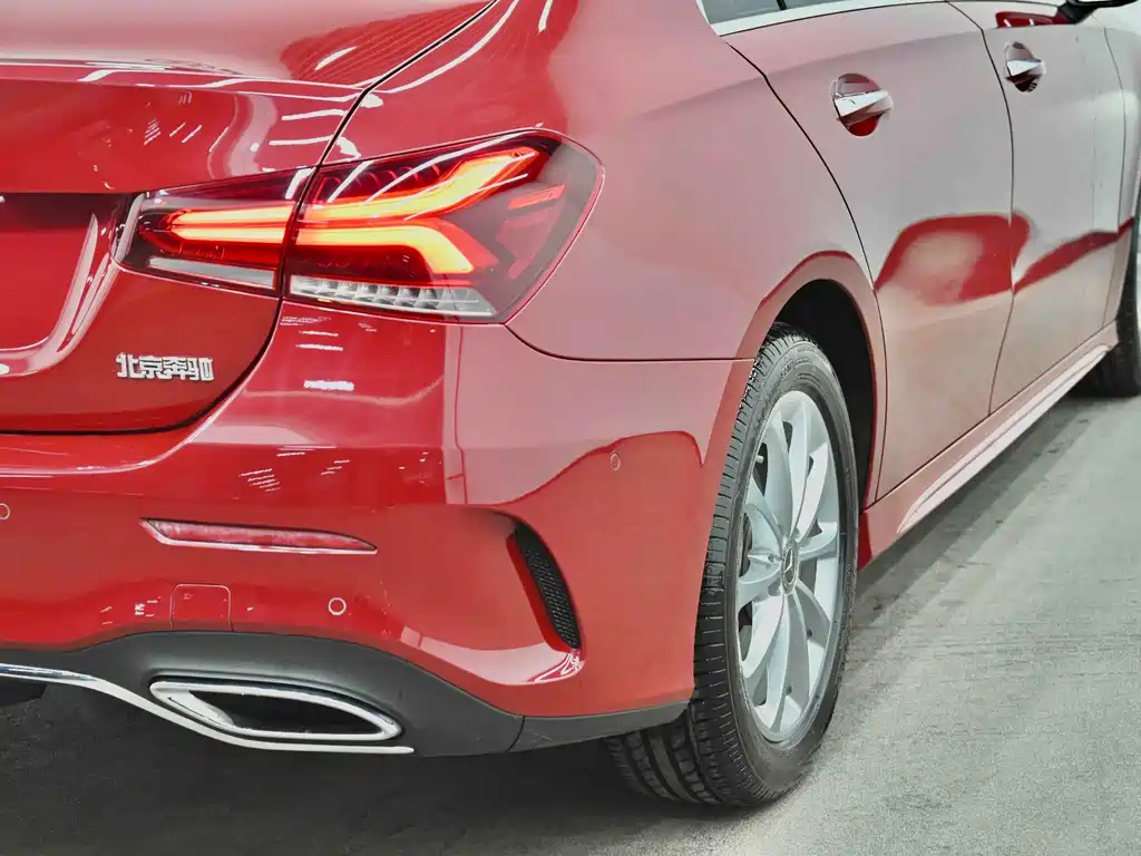 Mercedes-Benz A-Class 2022 — фото 11