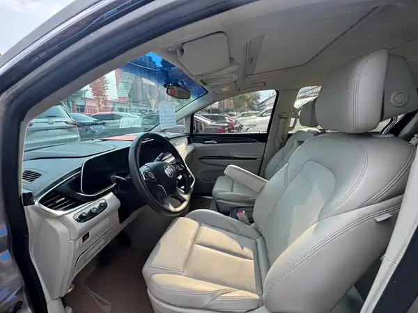 Buick GL8 2024