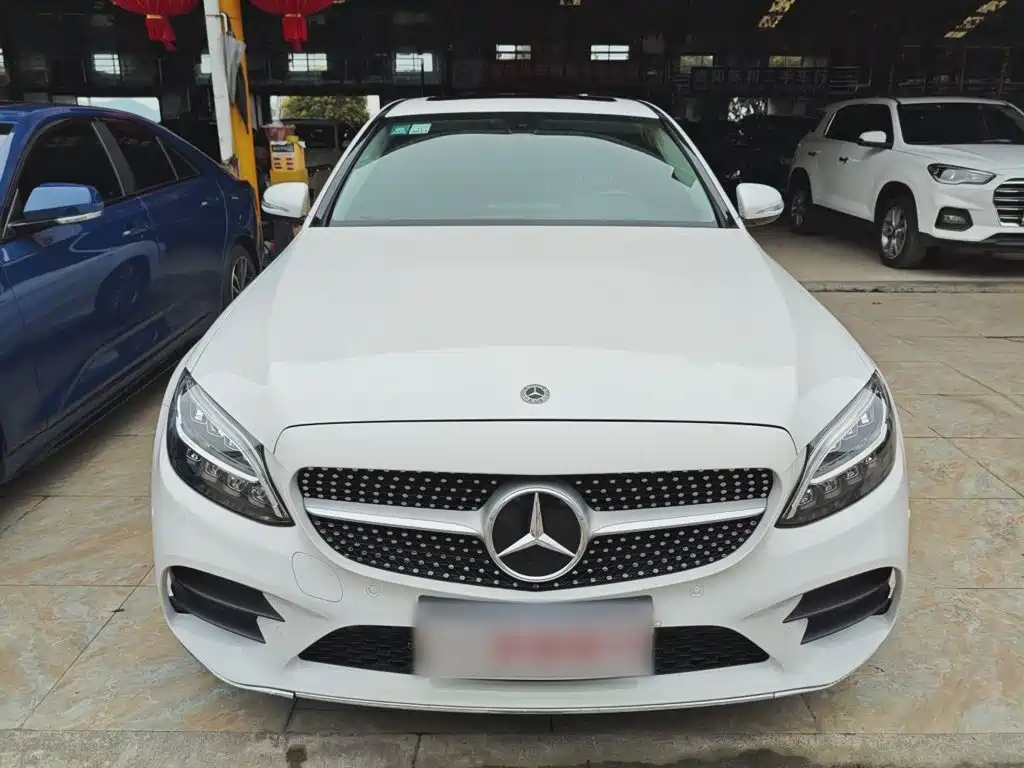 Mercedes-Benz C-Class 2019