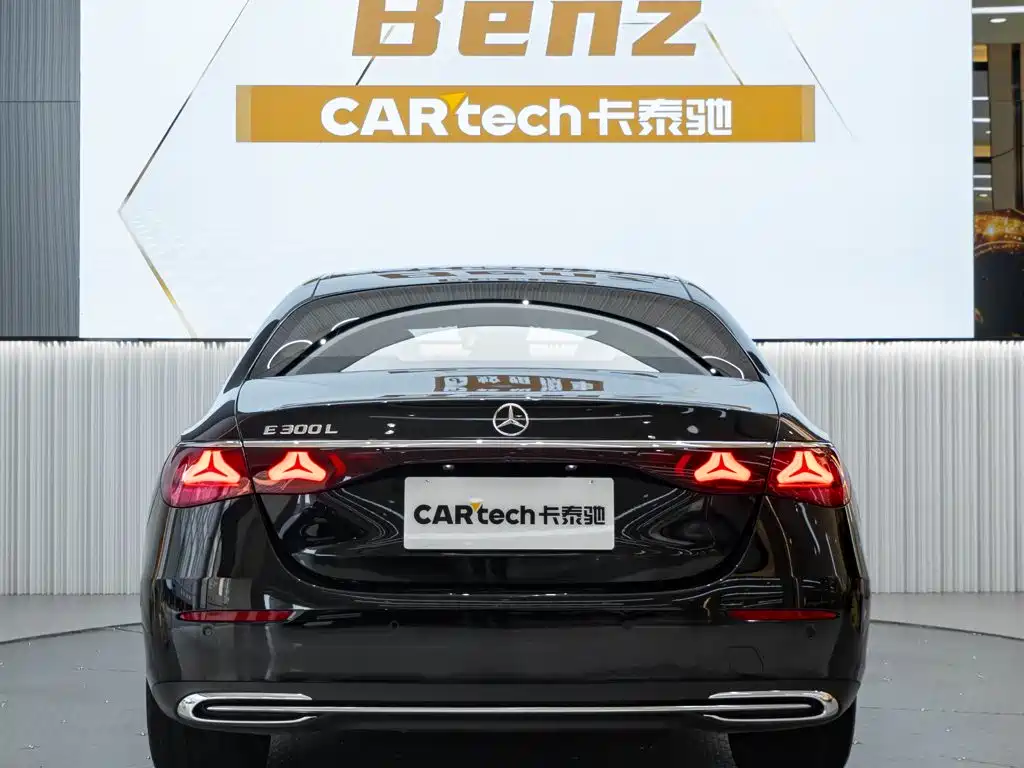 Mercedes-Benz E-Class 2025