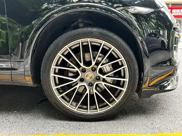 Porsche Cayenne 2012