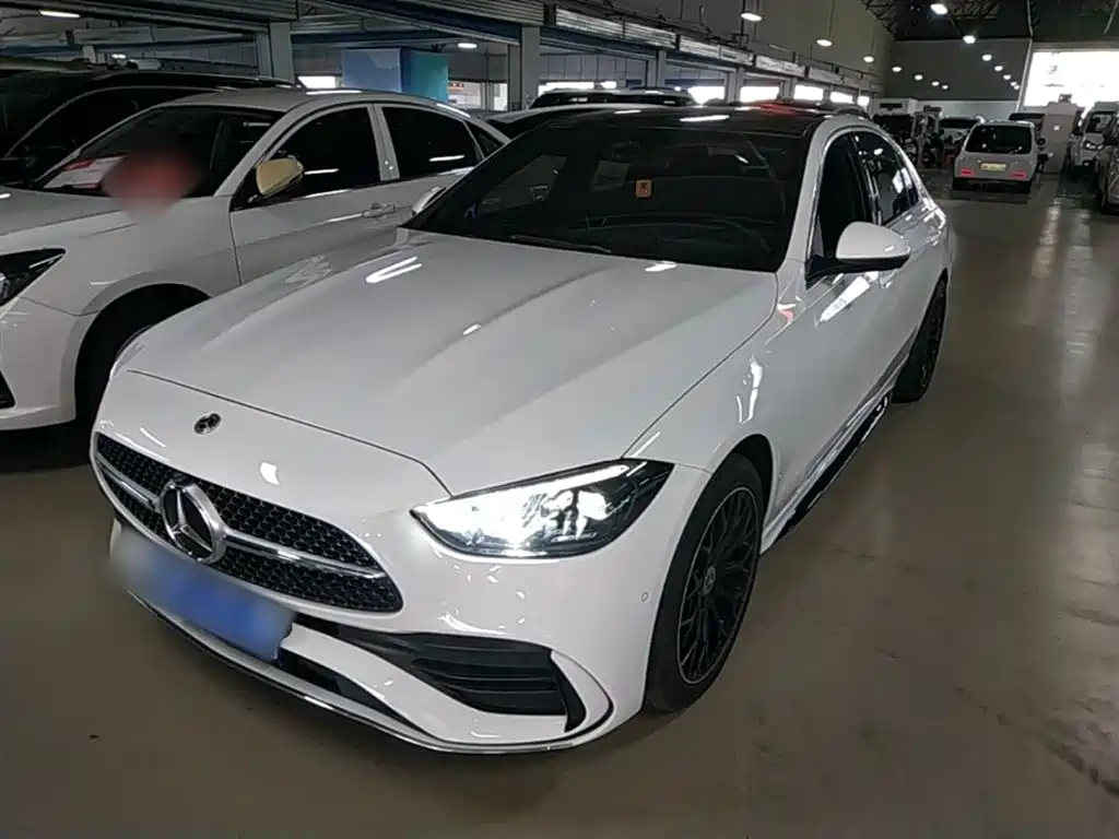 Mercedes-Benz C-Class 2025 — фото 2