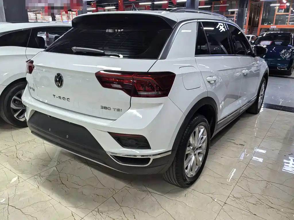 Volkswagen T-Roc 2021 — фото 6
