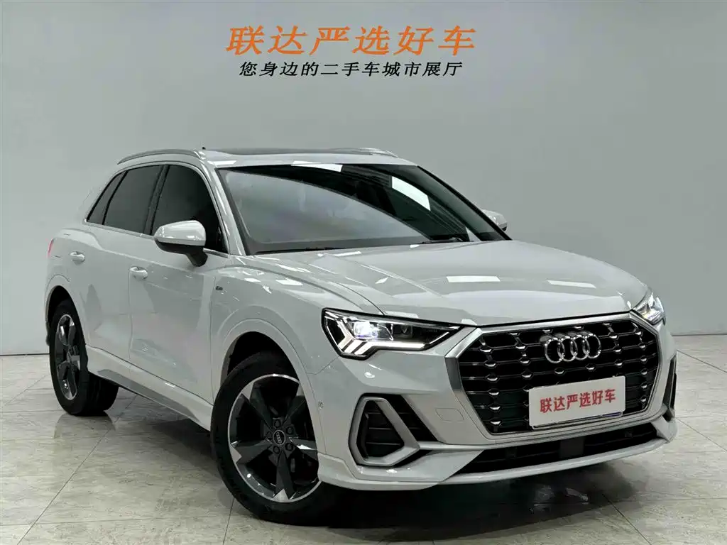 Audi Q3 2022 — фото 23