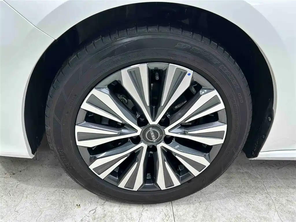 Nissan Teana 2023 — фото 19