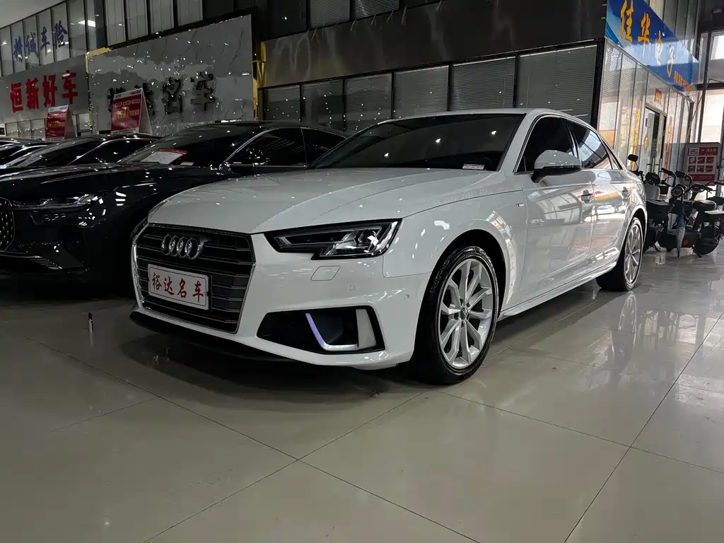 Audi A4L 2019 — фото 2