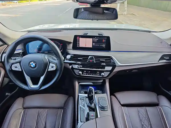 BMW 5 Series 2020