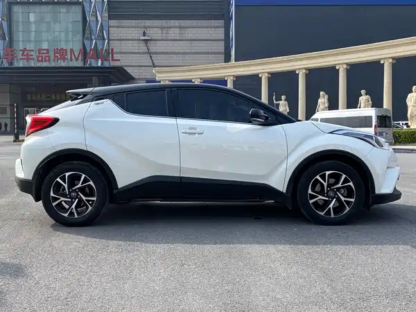 Toyota C-HR 2021