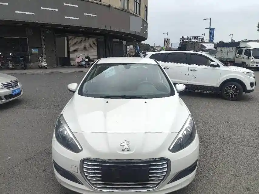 Peugeot 308 2016