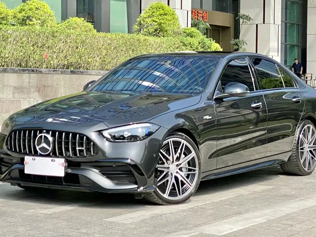 Mercedes-Benz C-Class AMG 2024 — фото 1
