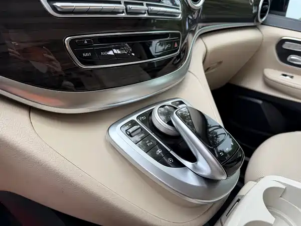 Mercedes-Benz V-Class 2018