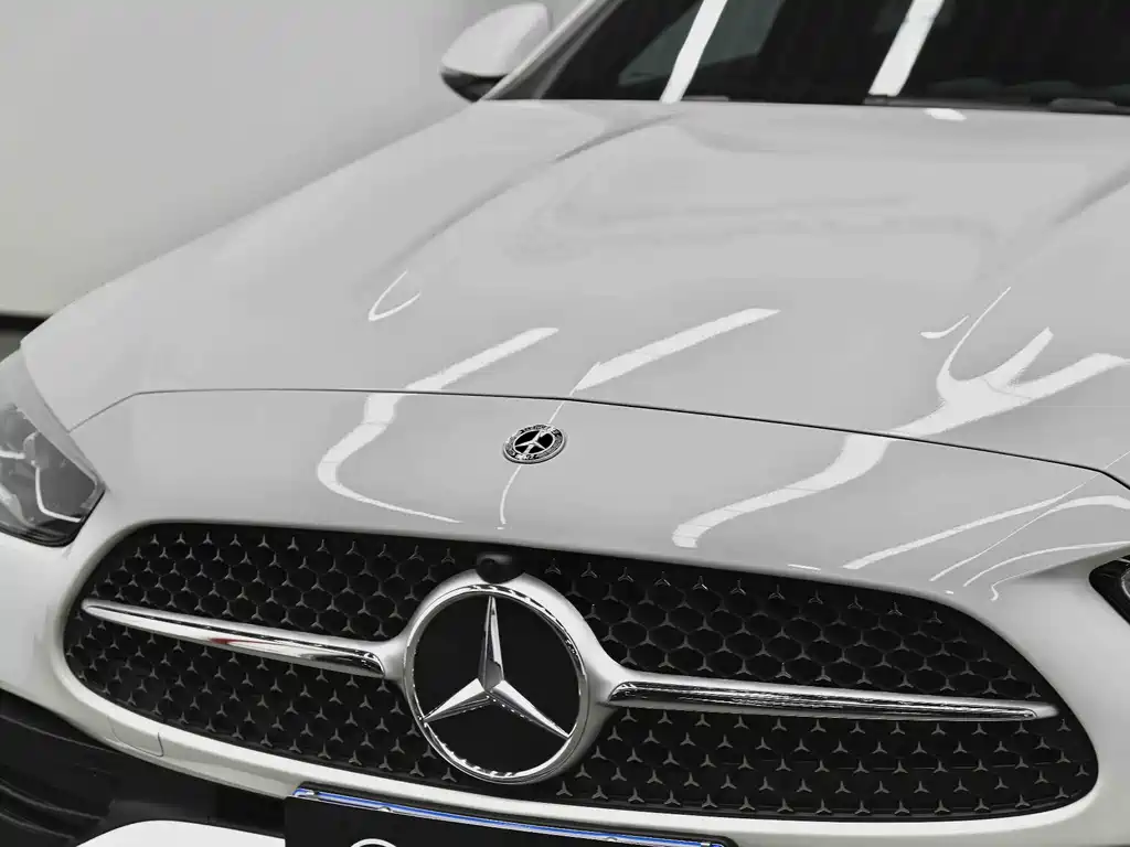 Mercedes-Benz C-Class 2024 — фото 14