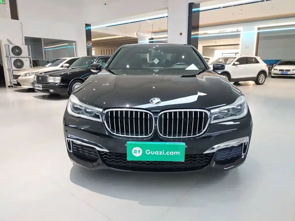 BMW 7 Series 2018 — фото 3