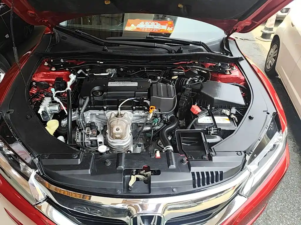 Honda Spirior 2015 — фото 16