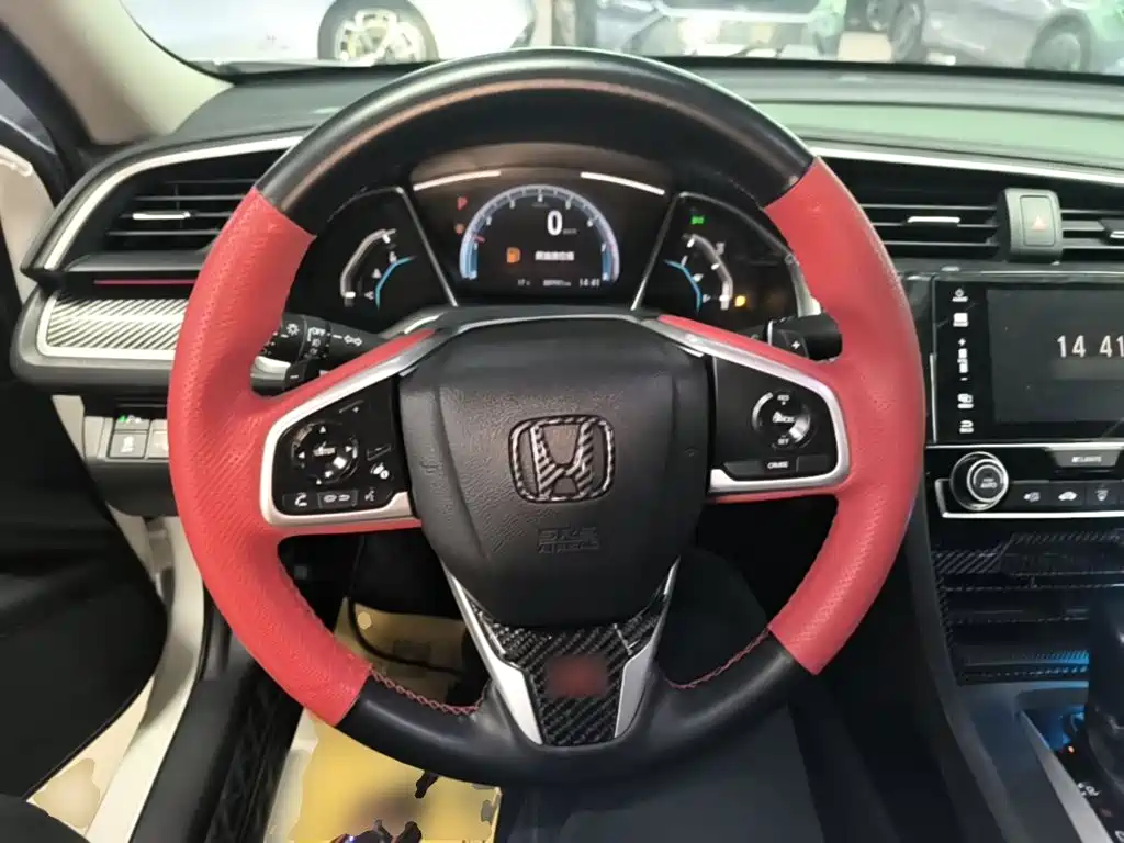 Honda Civic 2021 — фото 11