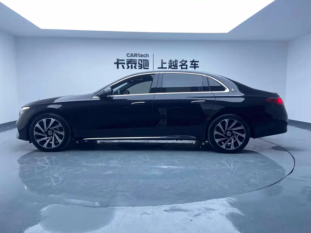 Mercedes-Benz E-Class 2025