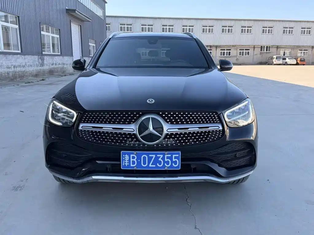 Mercedes-Benz GLC 2022 — фото 1