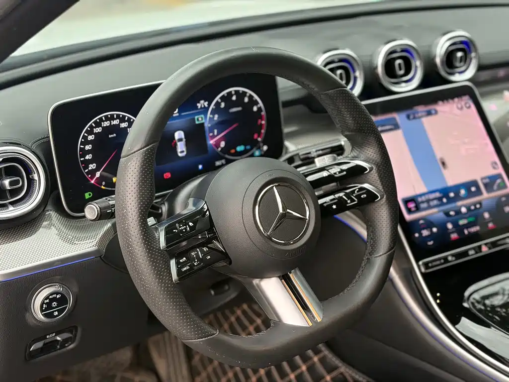 Mercedes-Benz C-Class 2022 — фото 7