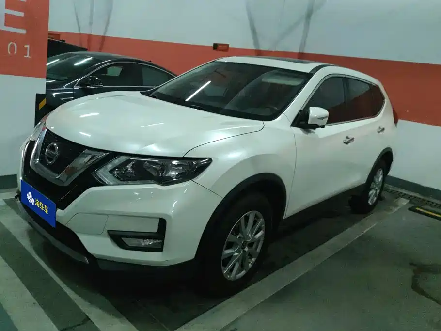 Nissan X-Trail 2018 — фото 1