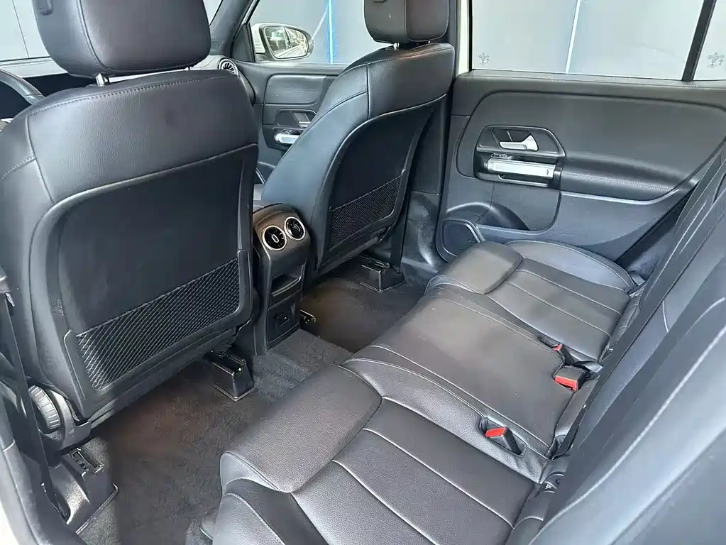 Mercedes-Benz GLB 2022 — фото 10