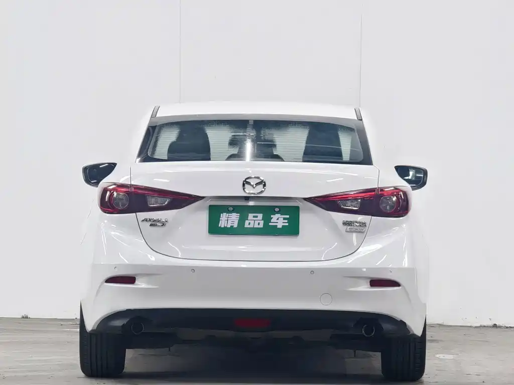 Mazda 3 Axela 2015