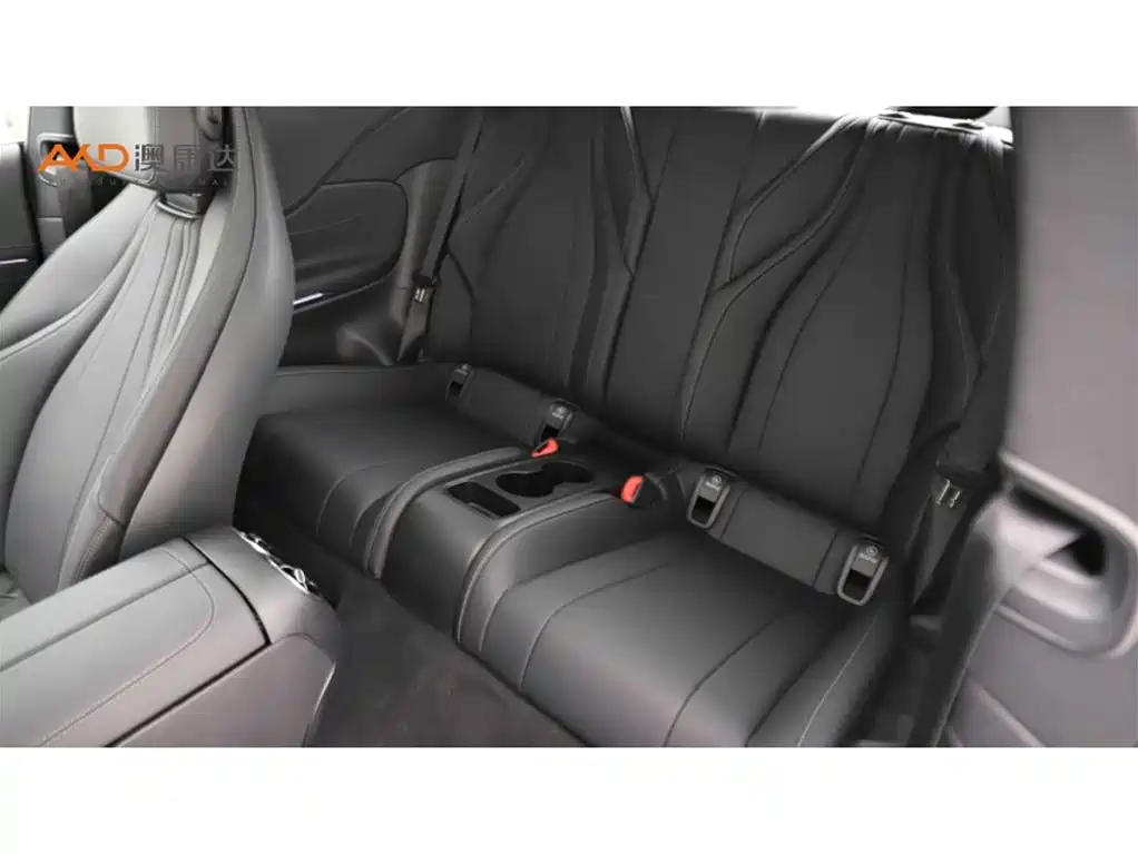 Mercedes-Benz E-Class 2025