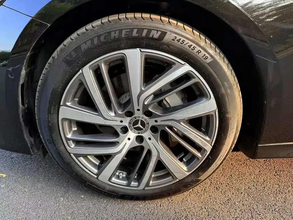 Mercedes-Benz E-Class 2026
