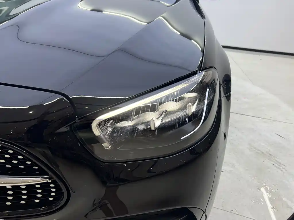 Mercedes-Benz E-Class 2021 — фото 14