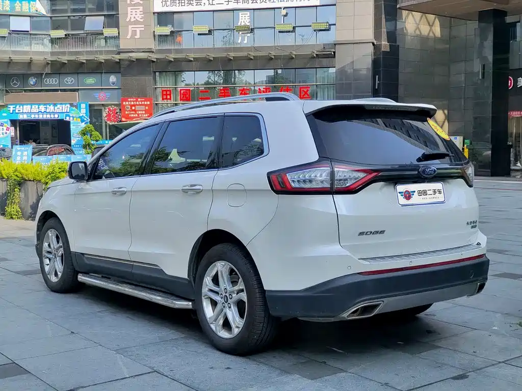 Ford Edge 2017 — фото 4