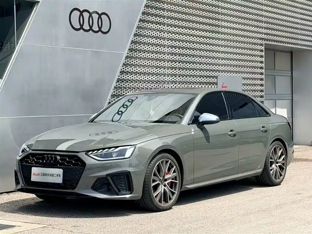 Audi S4 2024