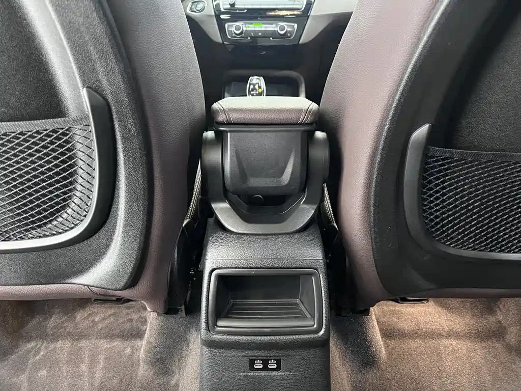 BMW X1 2022 — фото 14