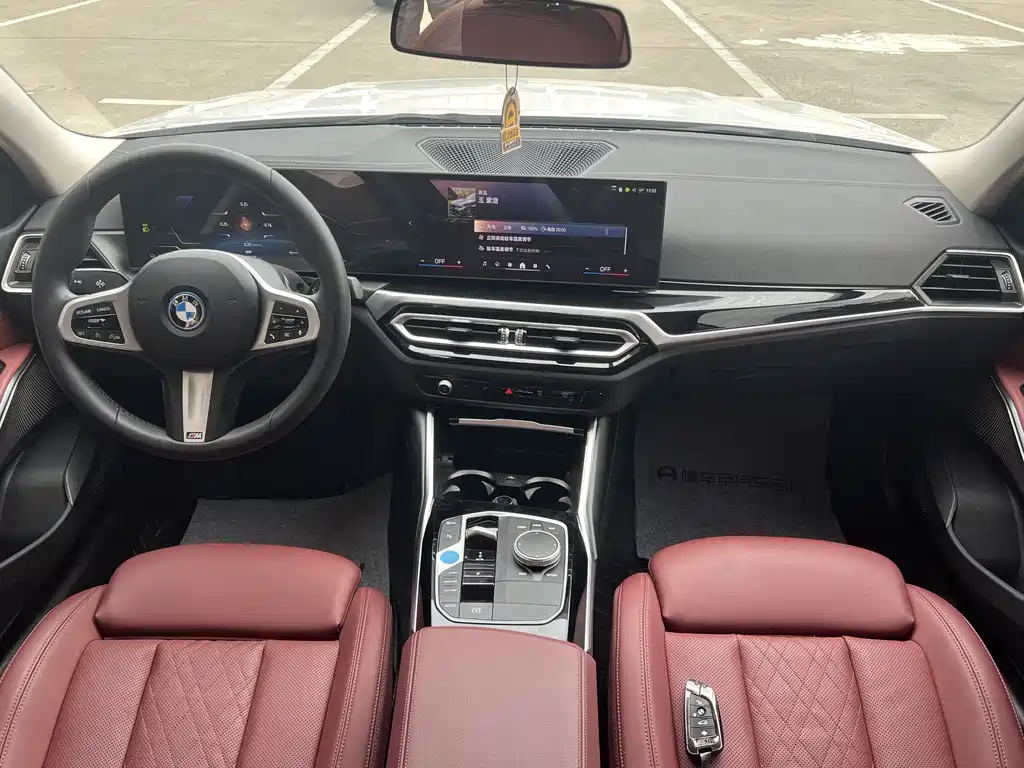 BMW i3 2024 — фото 6
