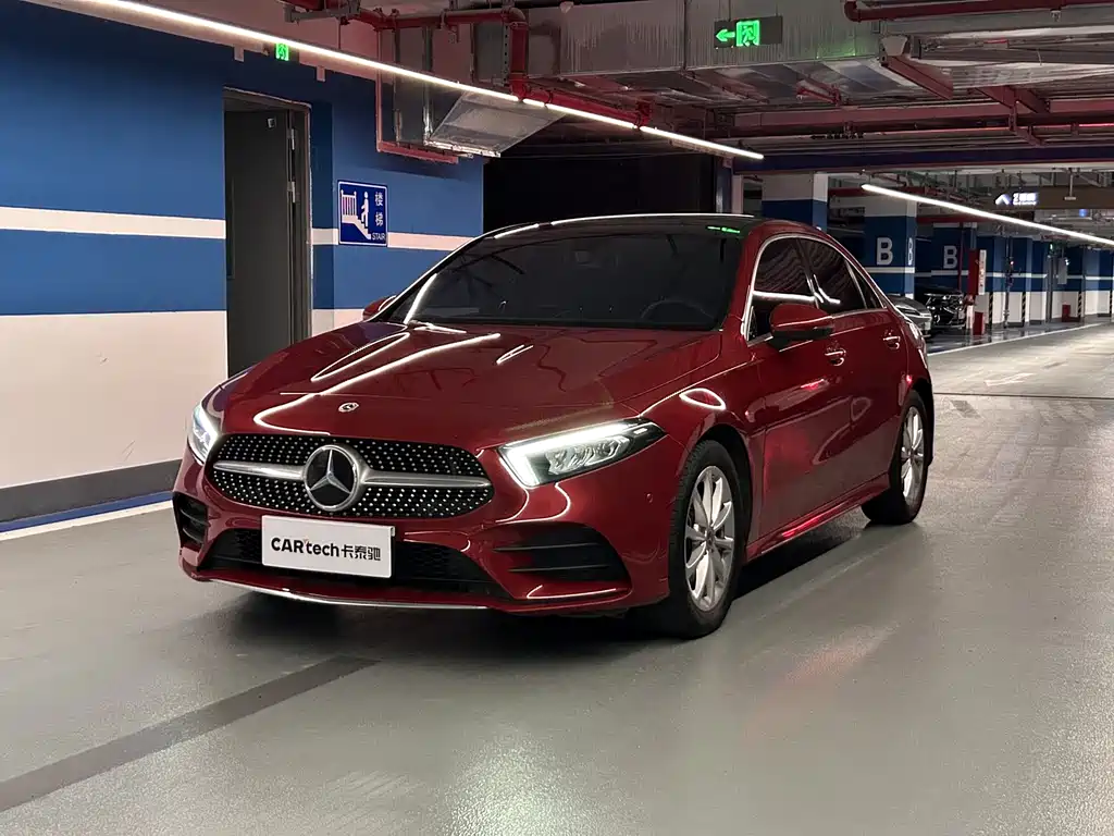 Mercedes-Benz A-Class 2022 — фото 1