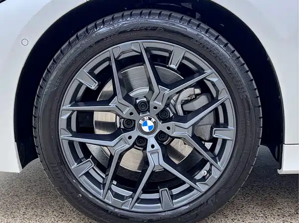 BMW 3 Series 2025