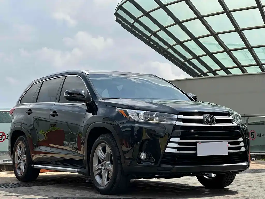 Toyota Highlander 2020