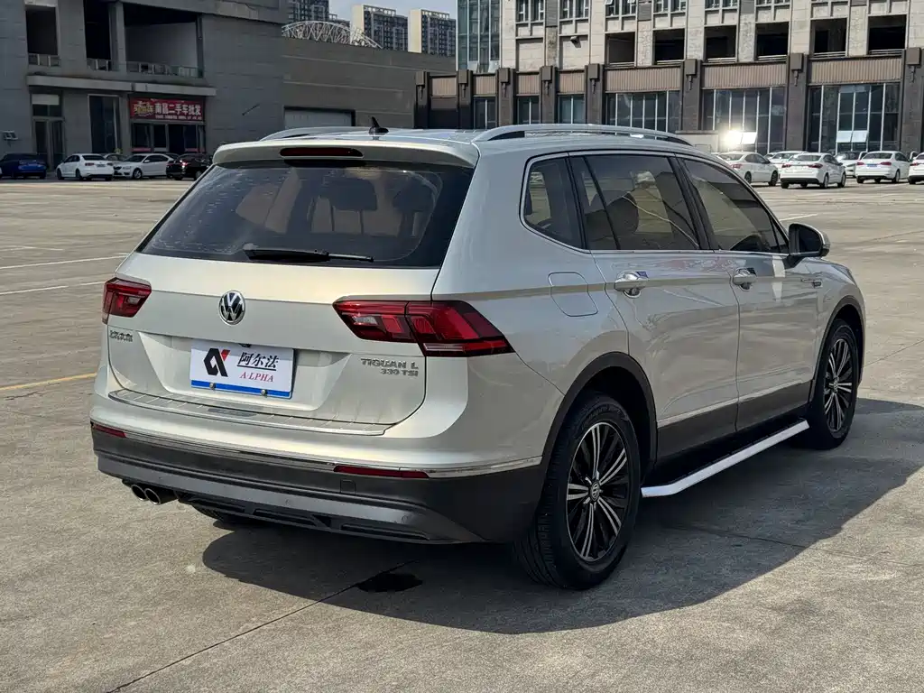 Volkswagen Tiguan L 2019 — фото 4