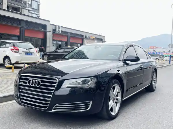 Audi A8 2013