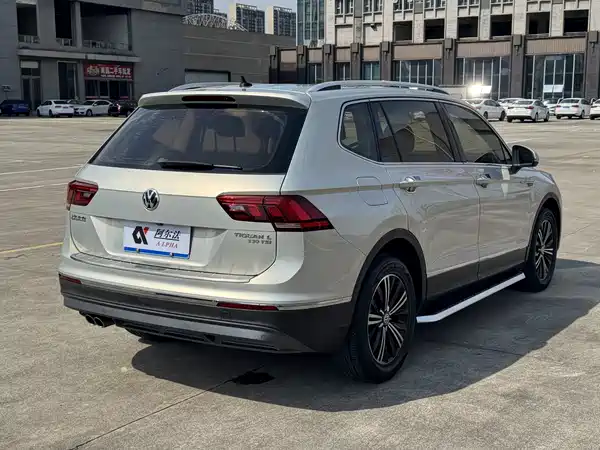 Volkswagen Tiguan L 2019
