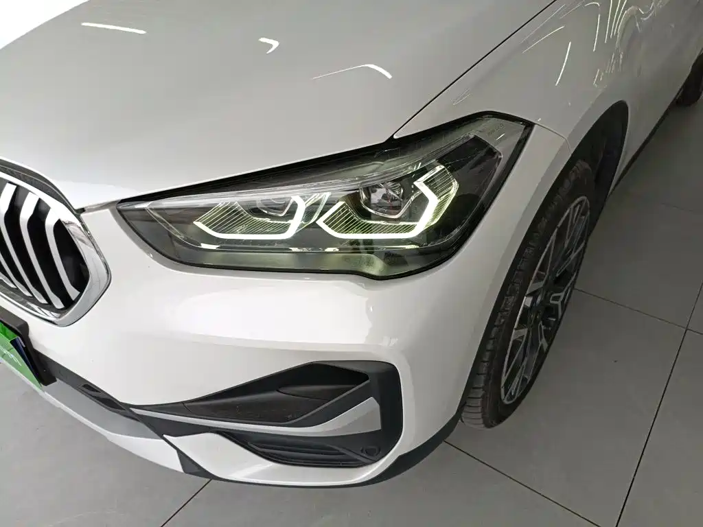 BMW X1 2022 — фото 18