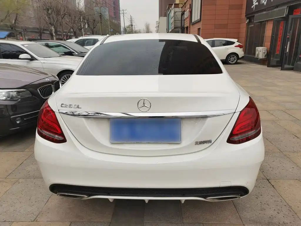 Mercedes-Benz C-Class 2018