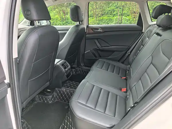 Volkswagen Tharu 2021