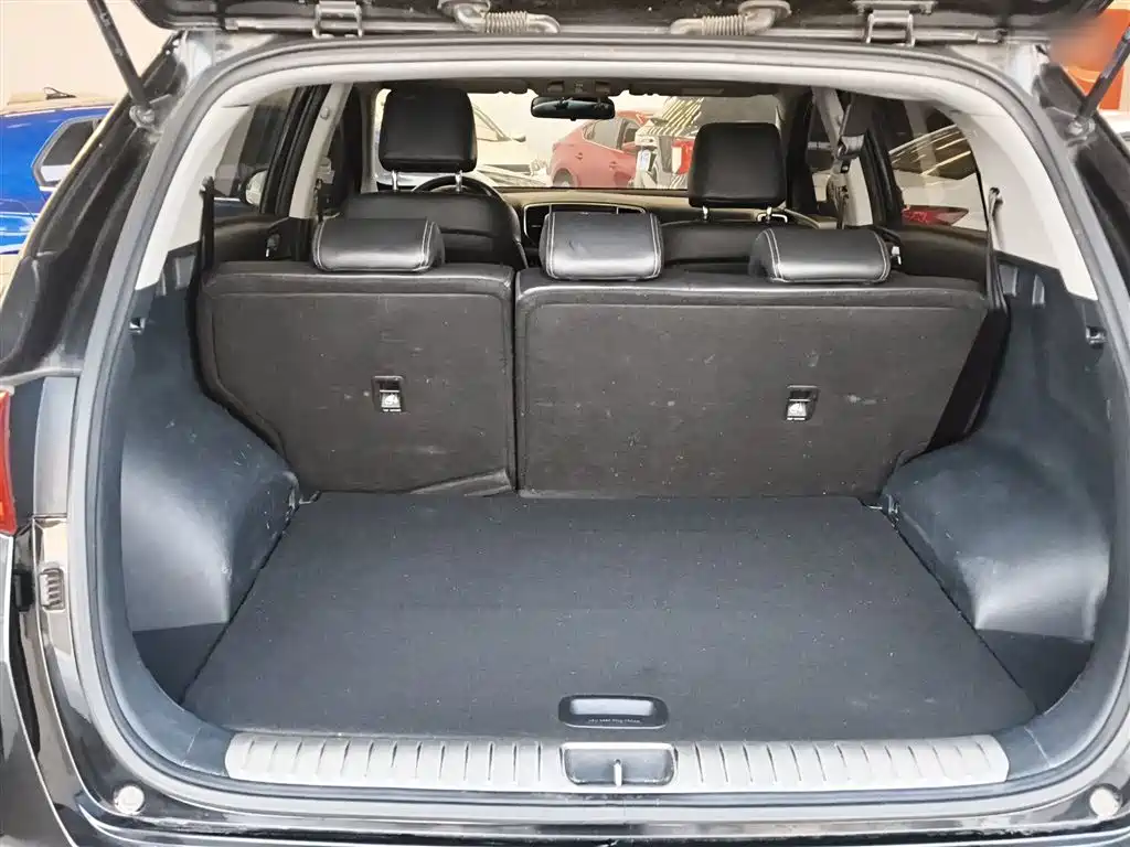 Kia KX5 2016 — фото 15