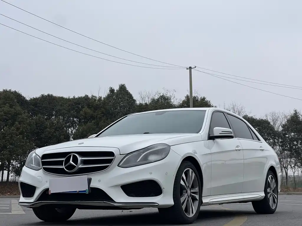 Mercedes-Benz E-Class 2015 — фото 1