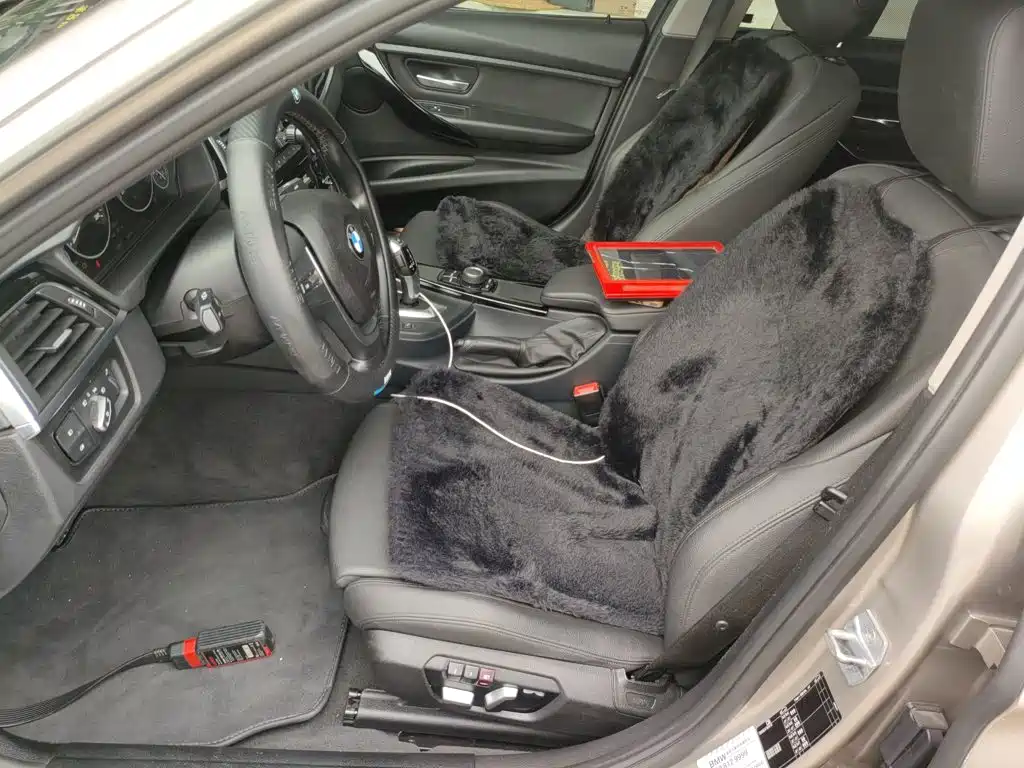 BMW 3 Series 2018 — фото 15