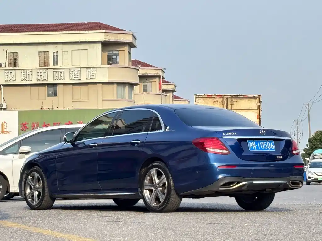 Mercedes-Benz E-Class 2019